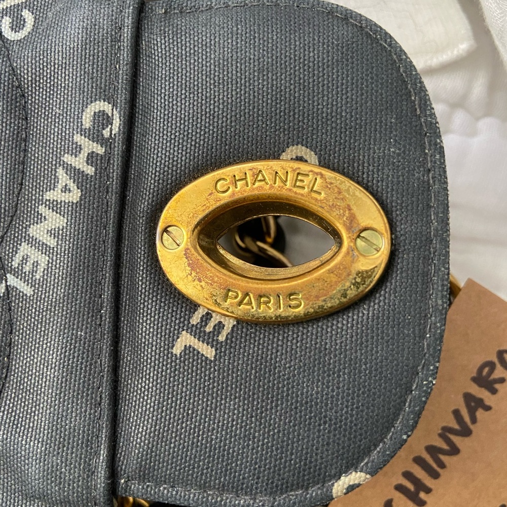 Chanel Vintage Rare 1990s Quilted Logo Letters Maxi Jumbo Classic Flap - Picture 6 of 17